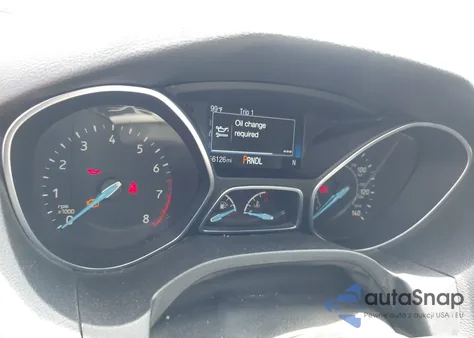 2015 Ford Focus Se z USA, uszkodzony, nr VIN 1FADP3K26FL286124